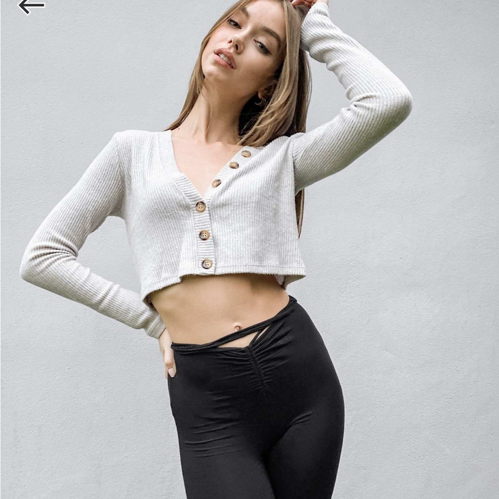 STRADIVARIUS• grey ribbed cardigan